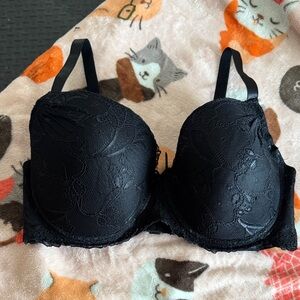Elegant Black Lace Bra 38DD #063
